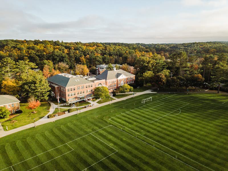 Aerial view of Gordon College library